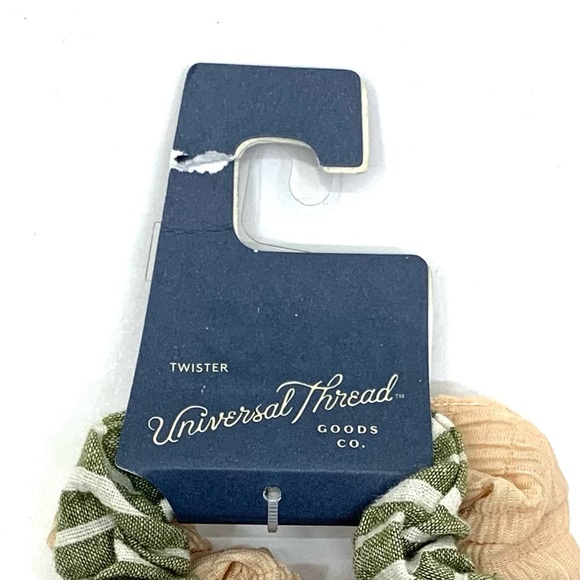 Universal Thread Boho Summer Green Cream Twisters Hair Tie Scrunchie Set 2 Pack - Picture 7 of 8